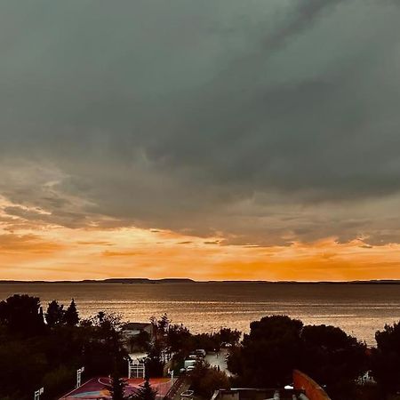 T4 Jolie Vue Avec Jaccuzzi Daire Vitrolles  Dış mekan fotoğraf